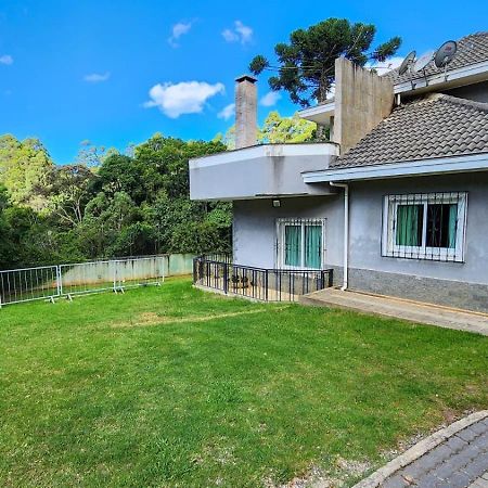 Вілла Excelente Casa, Bairro Nobre Em Кампус-ду-Жордан Екстер'єр фото