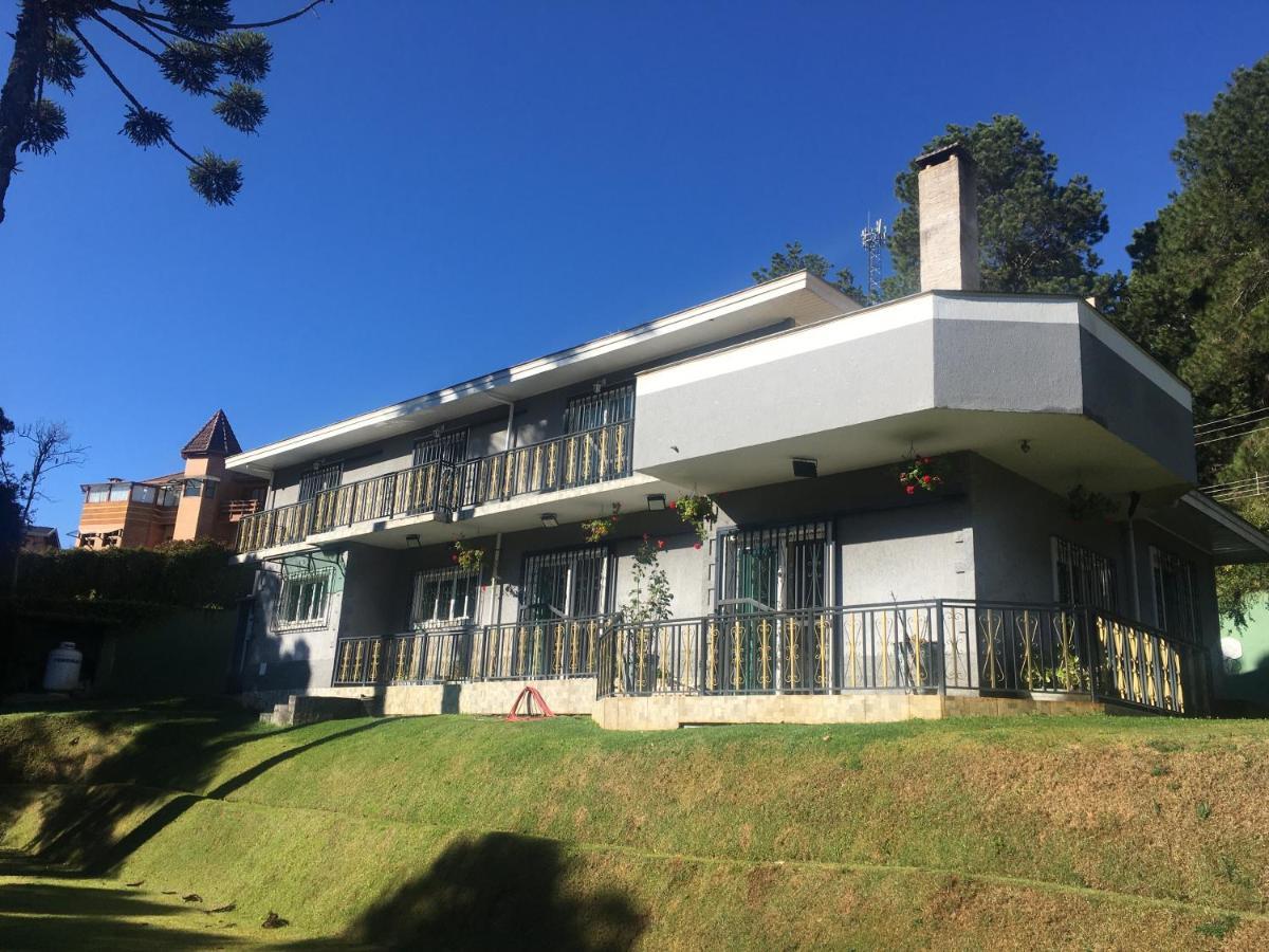 Вілла Excelente Casa, Bairro Nobre Em Кампус-ду-Жордан Екстер'єр фото